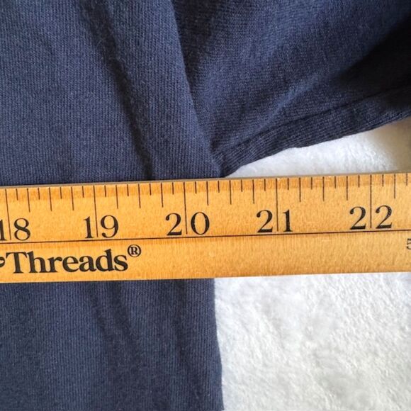 UNCW Seahawks Mens SZ L LS Crewneck Tee Blue Univ of NC Wilmington 100% Cotton - Picture 8 of 9